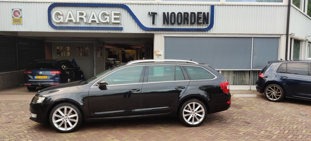 SKODA OCTAVIA 1.4 TSI Greentech Ambition, Afneembare T